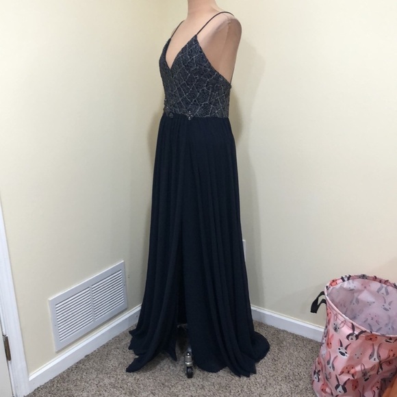 Badgley Mischka Formal Maxi Dress Size 12 Navy Blue Silver Spiderweb Beaded Gown - Picture 5 of 11